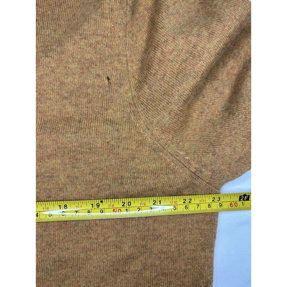 LANDS END 100% Cashmere Sweater Mens Large 42-44 Long Sleeve V-Neck Yellow Brown - Picture 3 of 6